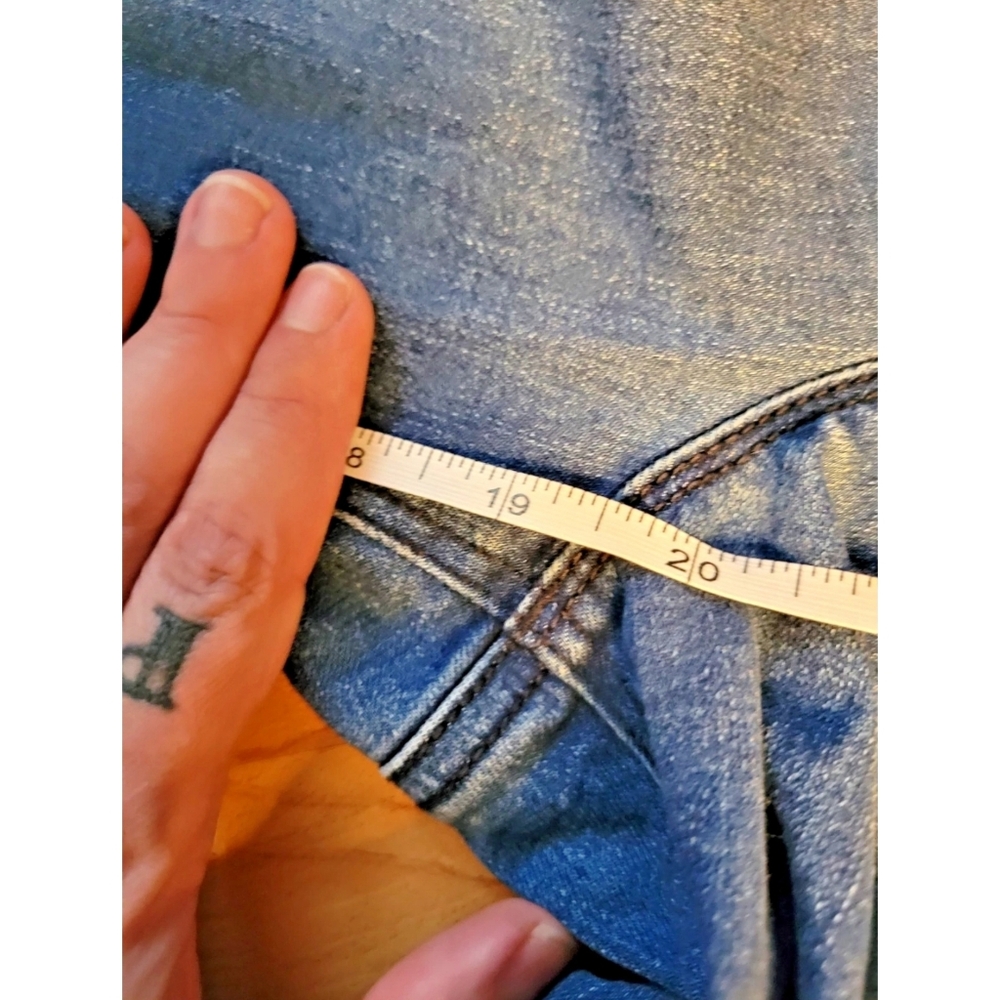 Reitmans R Jeans pull-on capris - Picture 8 of 9